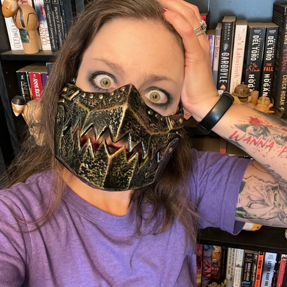 Halloween Mask - Picture 4 of 4